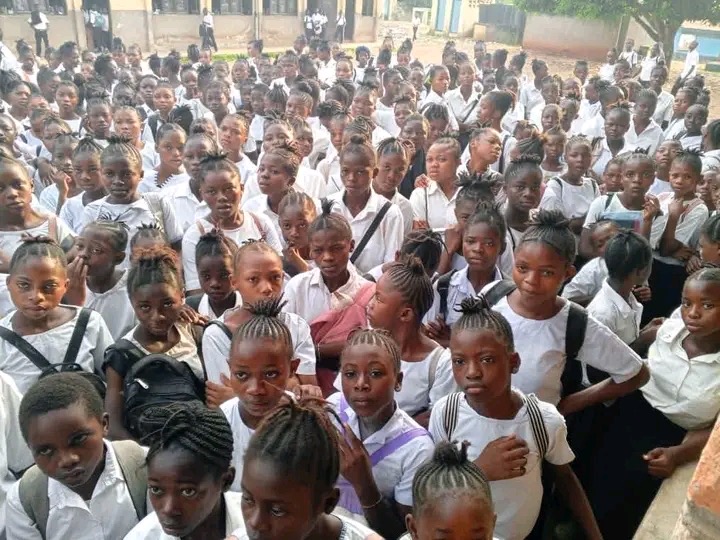 Kasaï 1 : Le gouvernement stoppe les exclusions scolaires et ouvre une enquête sur le PAAF