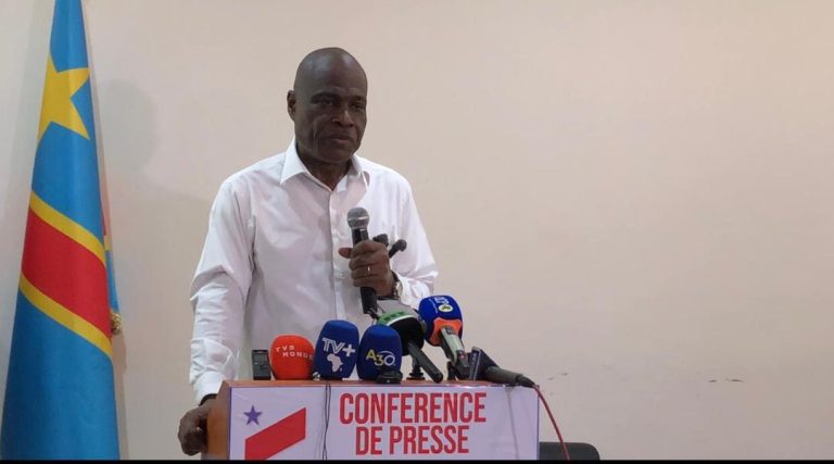 Martin Fayulu à Félix Tshisekedi : « Qu’il le veuille ou non, il devra partir en 2028 »