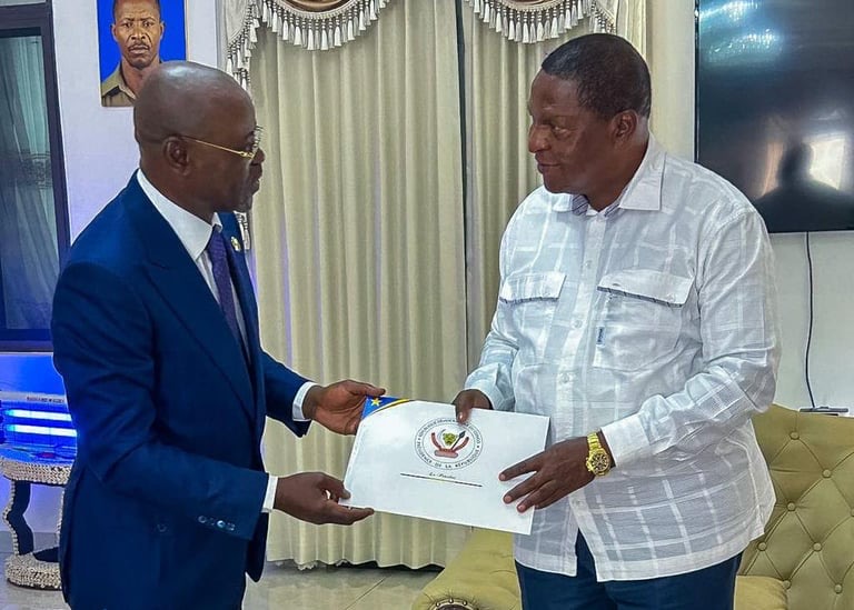 RDC–RCA : Guy Kabombo porteur d’un message de Tshisekedi reçu par Touadéra à Bangui