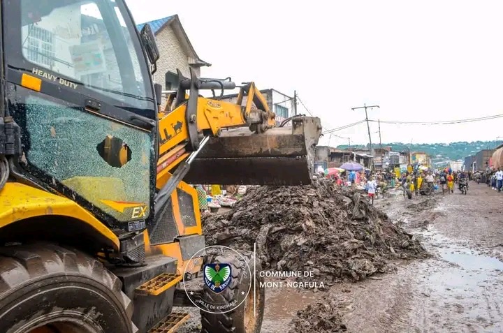 Kinshasa : La commune de Mont-Ngafula engage des travaux pour dégager la chaussée