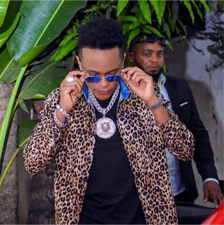 Innos B exprime son soutien à Fally Ipupa avant ses concerts au Stade de France