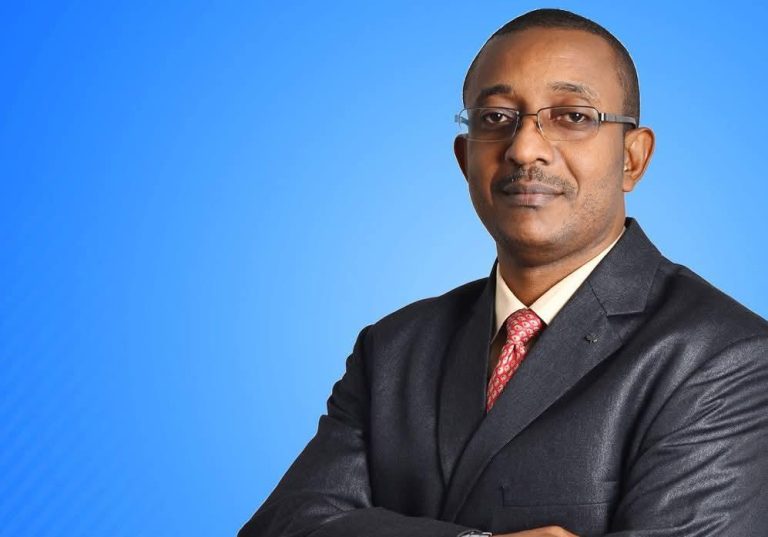 RDC : tensions autour de Tshisekedi, critiques sur la gouvernance et soupçons d’ingérence américaine autour de Kabila
