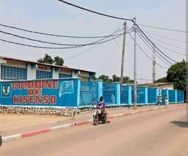 Kinshasa : Cinq morts dans une collision entre motos sur la route Mulele à Kisenso