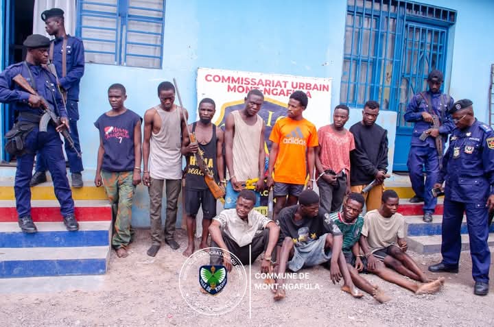 Mont-Ngafula : La Police met la main sur un groupe de criminels recherchés, impliqués dans plusieurs cas de meurtre