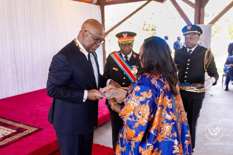 Diaspora congolaise : Cinq femmes influentes de Bruxelles décorées par Félix Tshisekedi