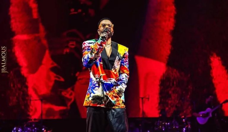 Réseau présumé de visas frauduleux : Le nom de Fally Ipupa cité dans une alerte explosive