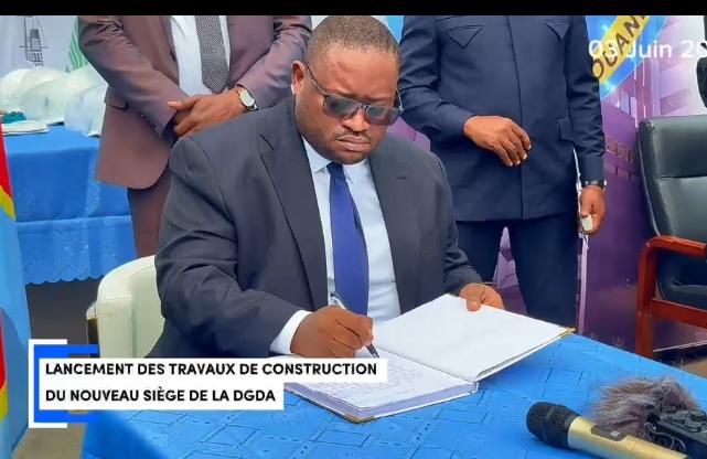 RDC: Doudou Fwamba lance des travaux de construction du nouveau siège de la DGDA